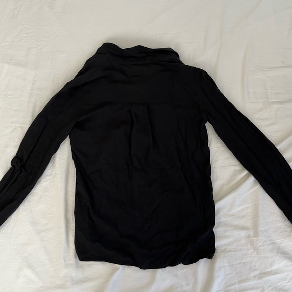 Black blouse - Size Extra Small - Picture 2 of 2